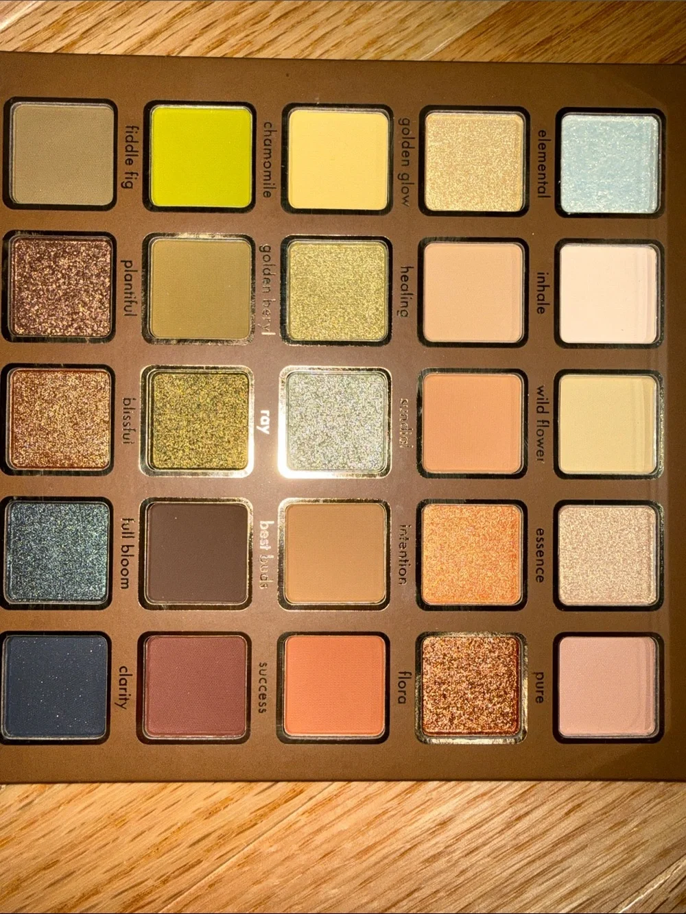 Kara beauty Viridescence 25 eyeshadow palette New